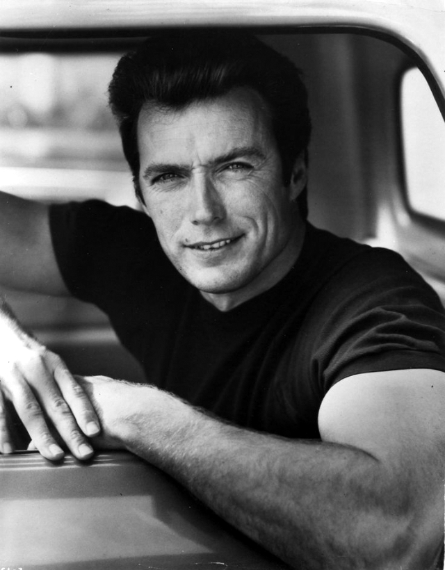 Vintage photos of a young Clint Eastwood in the 1960s and 1970s - 12