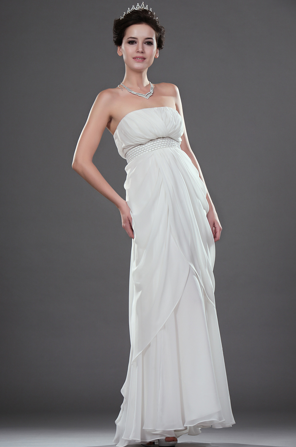 robes de mariage,robes de soir?�e et d?�coration: Robe de soir?�e blanche longue