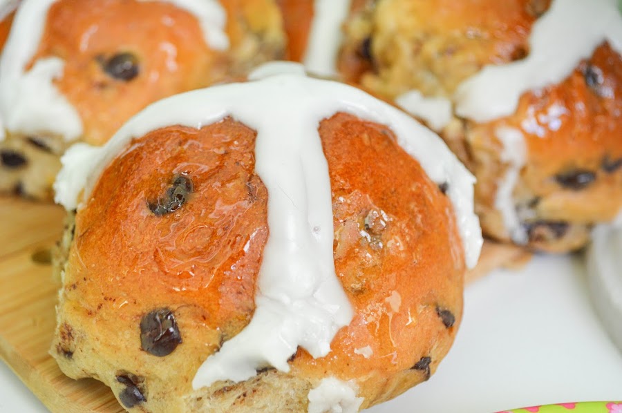 Pan Dulce de Pascua, Hot cross bun
