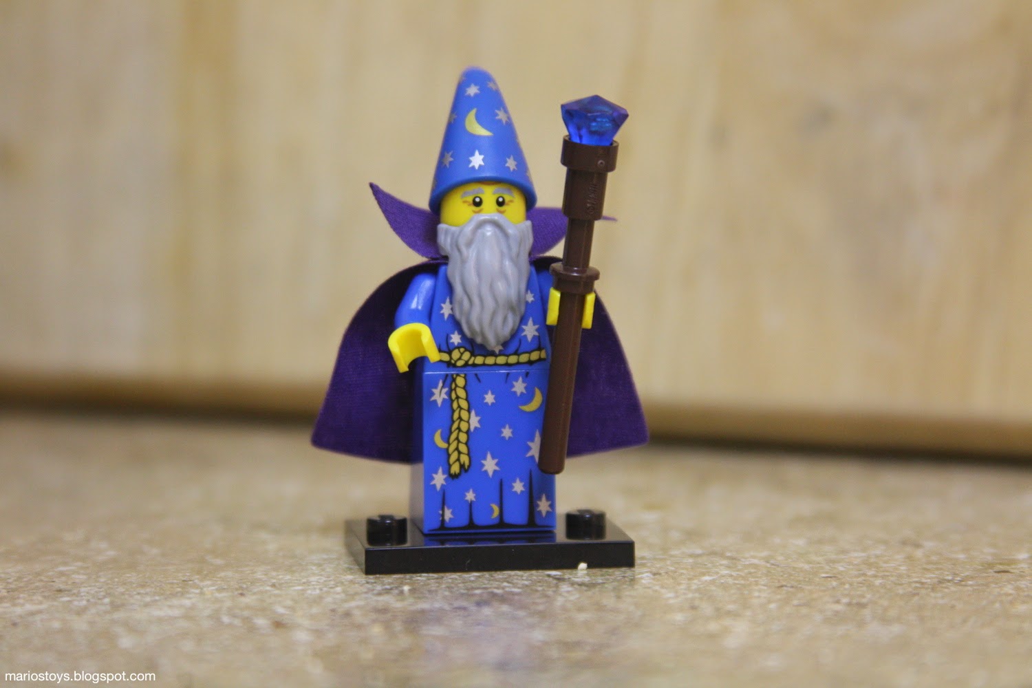 A Year of Toys 93 LEGO Minifigures Series 12 Wizard