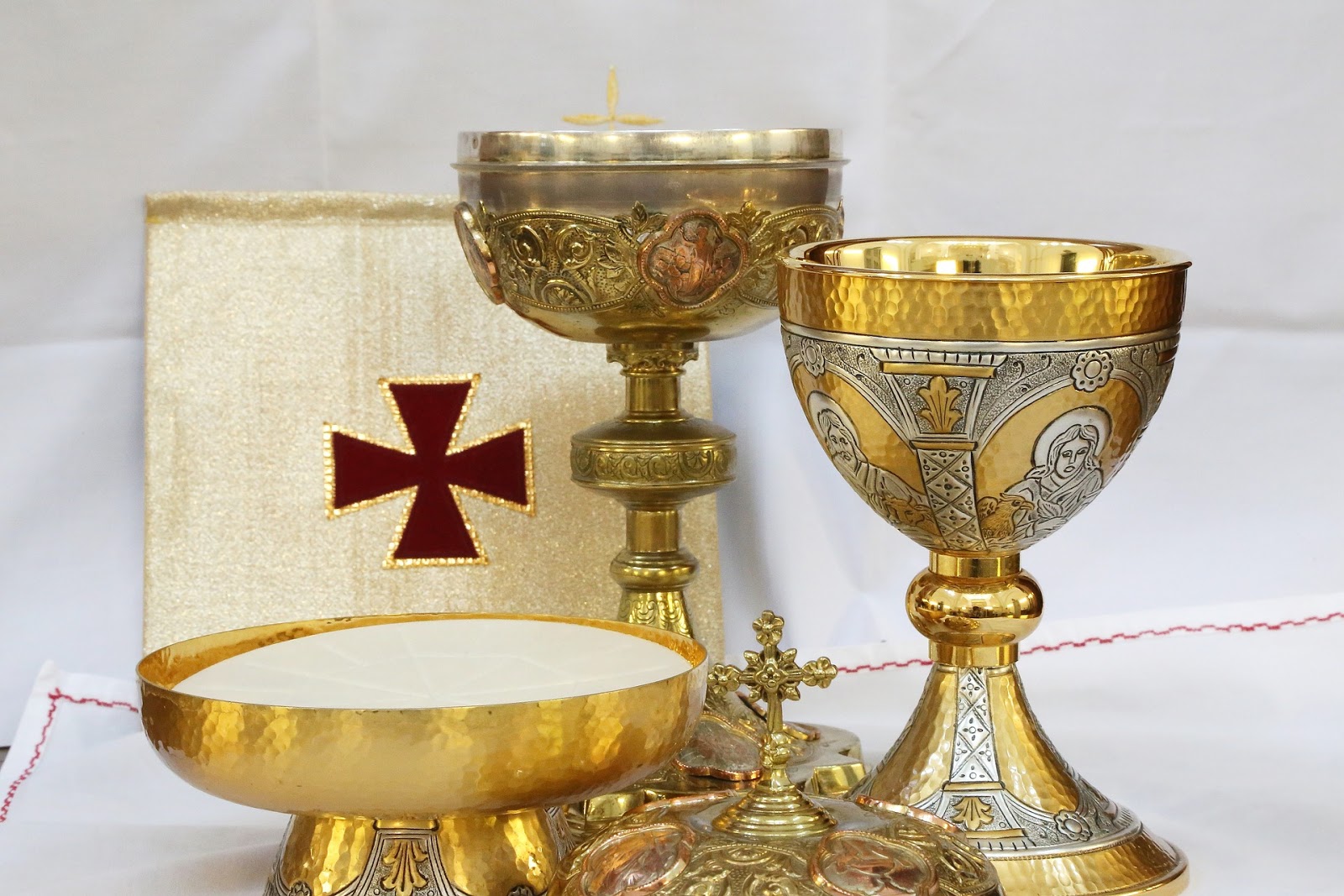a-place-for-faith-grace-items-used-at-mass