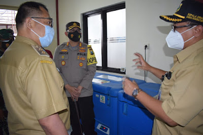 Tinjau Kesiapan Ruangan Vaksin Covid-19,  Kapolres dan Dandim Bondowoso Mengaku Siap Divaksin