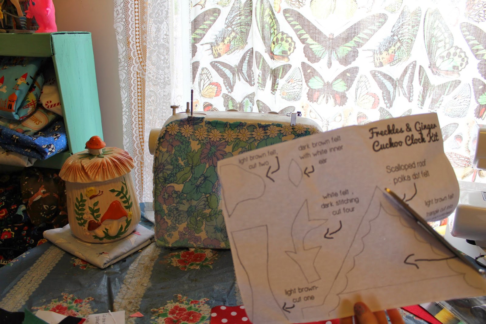 Crafternoon kits Kooky Cuckoo Clock Tutorial