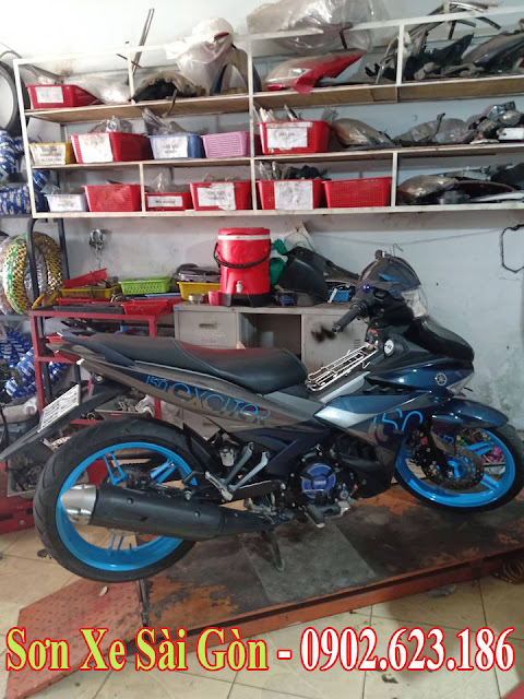 Sơn mâm xe máy Exciter màu xanh nước biển cực đẹp Sơn mâm xe máy Exciter màu xanh nước biển cực đẹp