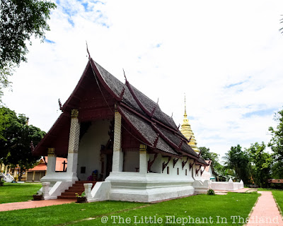 Wat Phra That Beng Sakat in Pua