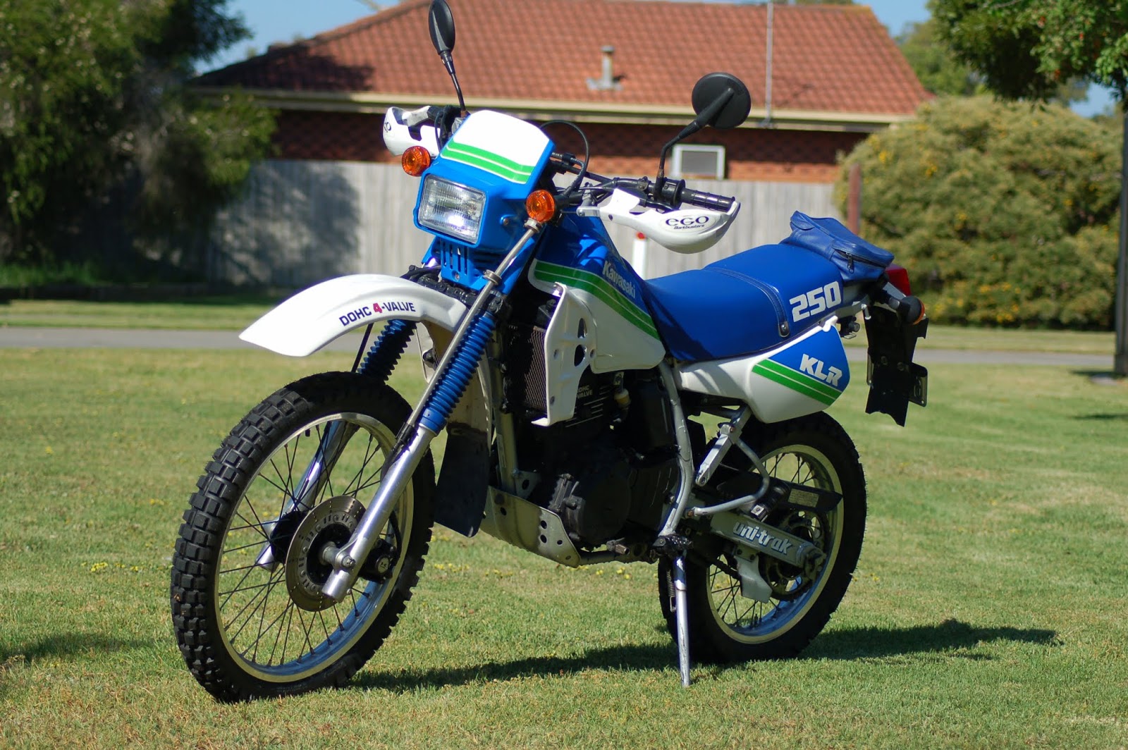 Kawasaki KLR 250 d8