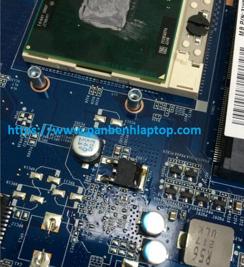 Sony SVE151D12T kích hoạt dòng điện xuống 0,3a để sửa chữa