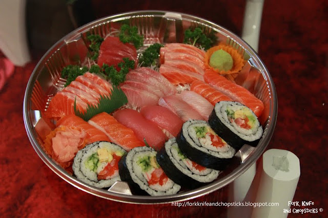 Fork, Knife and Chopsticks: Sushi feast @ Suzuran