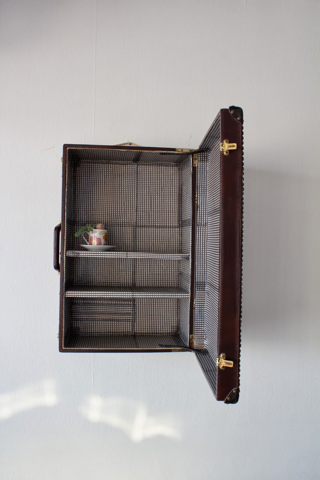 Metamorfosis: Maleta botiquín