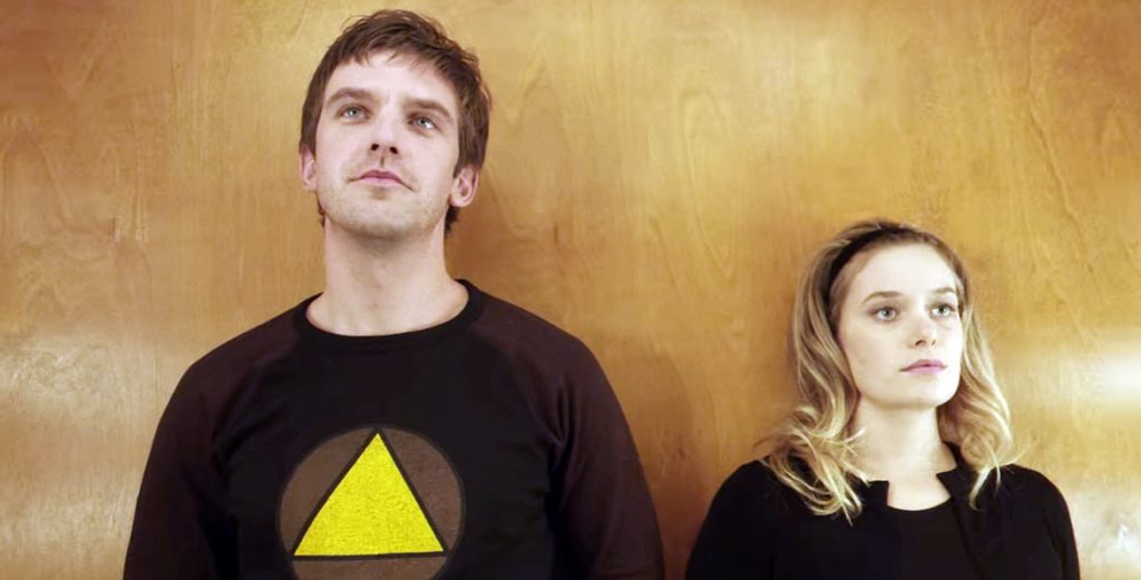 но из легиона длинноногих я узнаю. легион двое. рэйчел келлер легион в штанах. легион марвел сериал. Legion сериал 2 сезон.