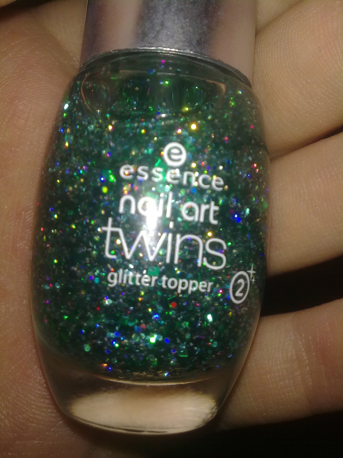 My precious makeup... Essence Nail Art Twins Glitter Topper 2