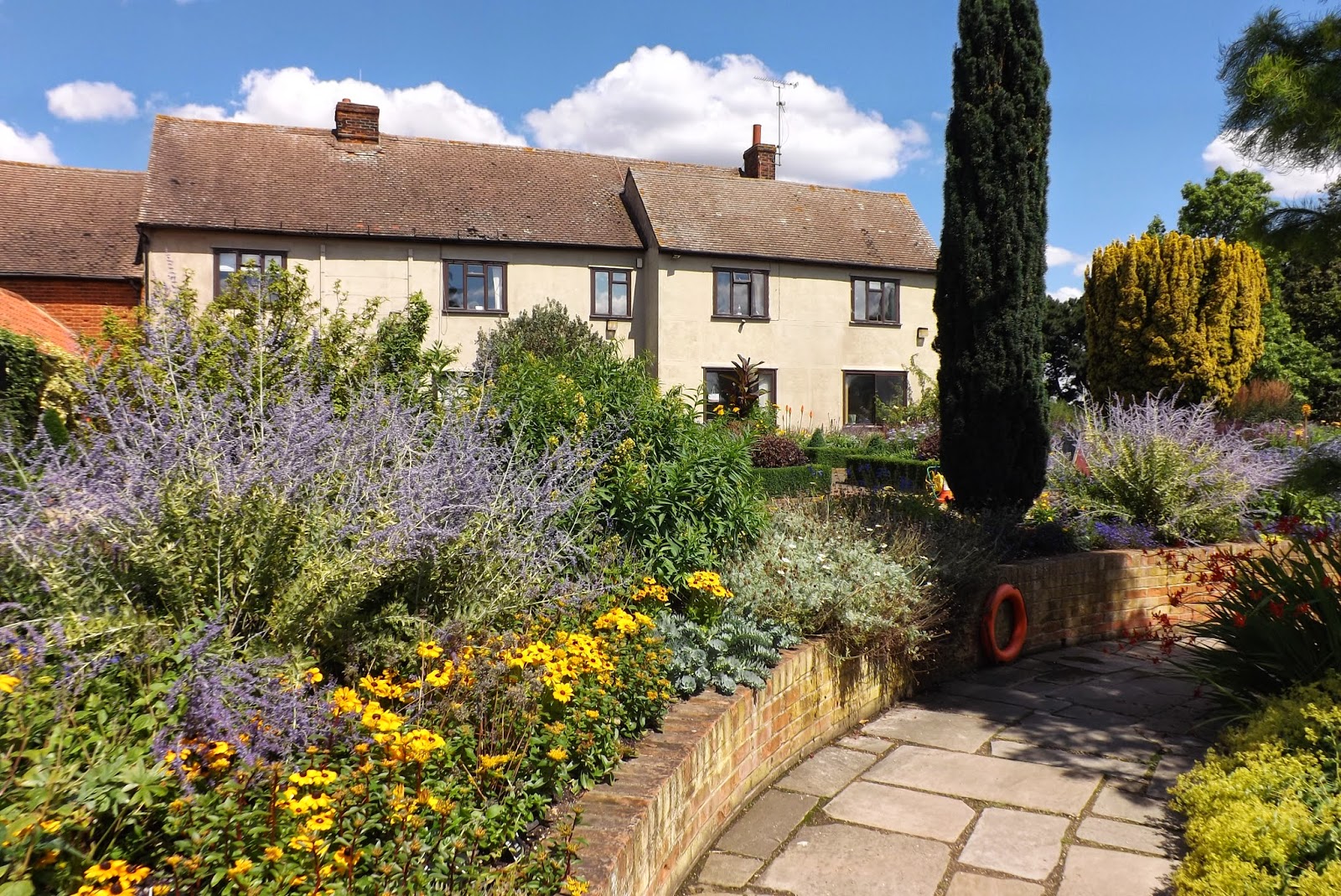 Ramblings from an English Garden Hyde Hall RHS Gardens, Essex