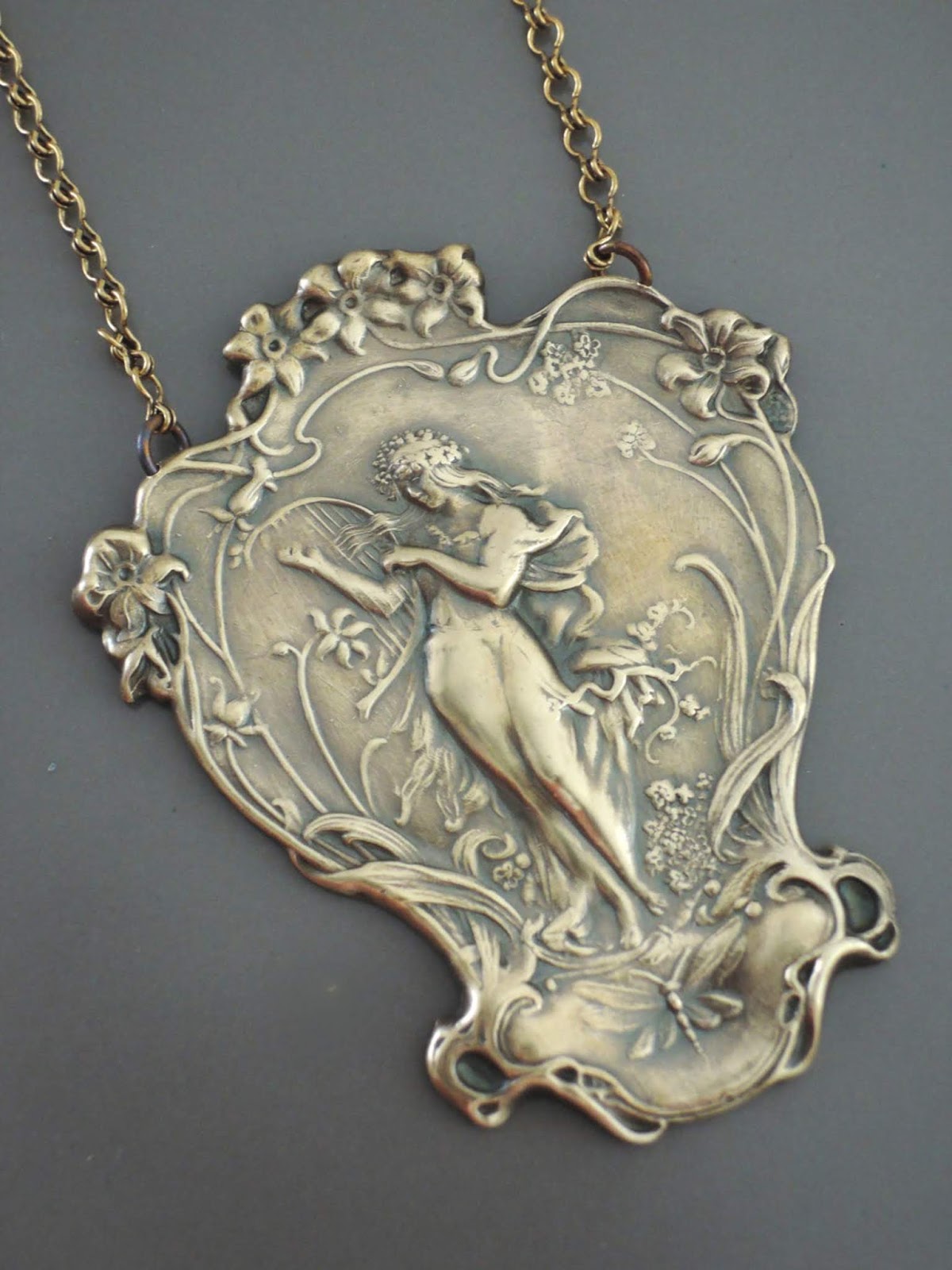 Beautiful Vintage Brass Jewelry by chloesvintagejewelry / The Beading Gem