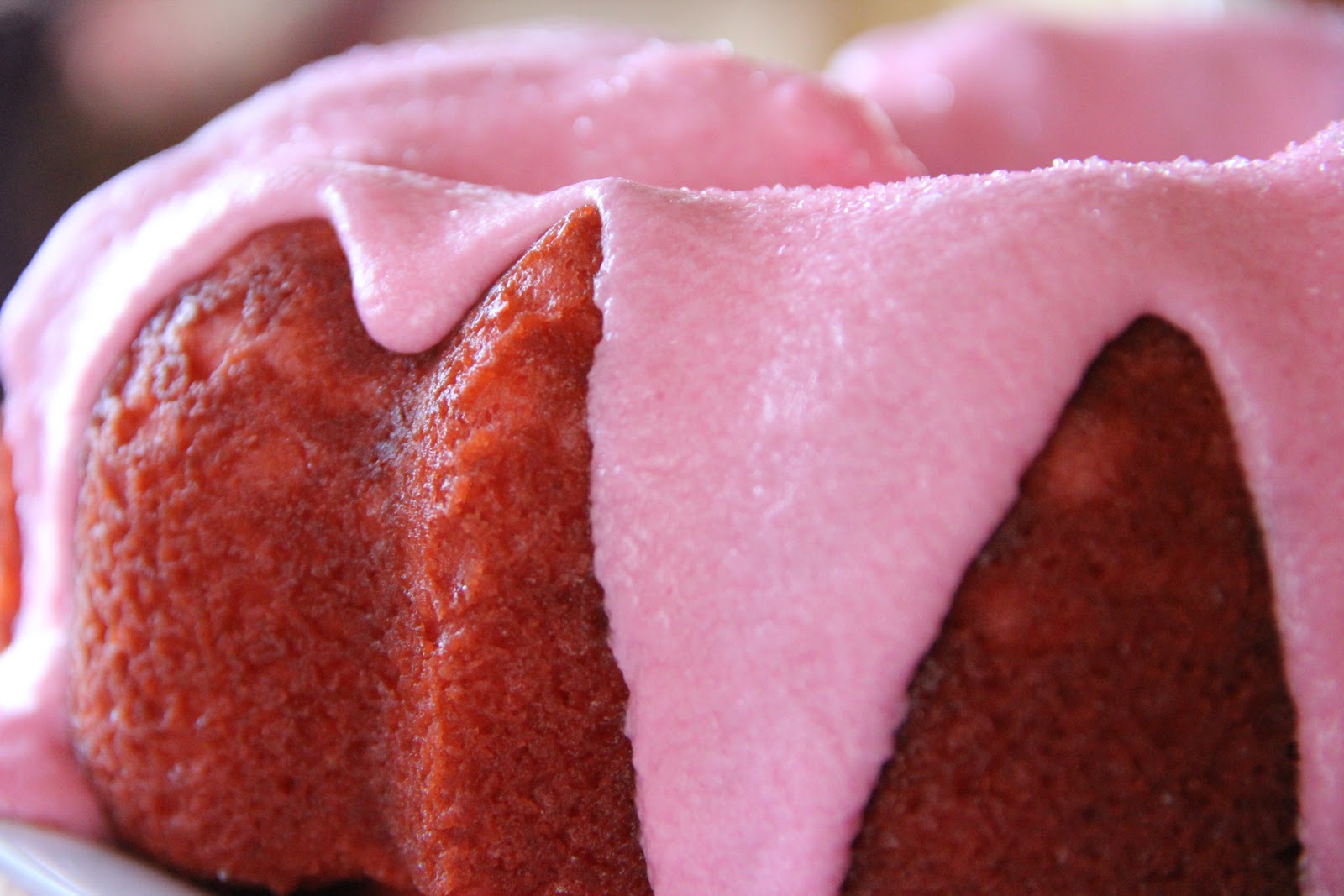 Pink Champagne Bundt Cake Recipe