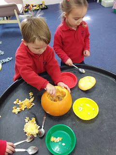 Exploring the Pumpkins, Copthill School