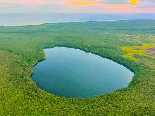 Danau Pasi Bungi; Dari Legenda Hingga Bentuknya Serupa Love | Amrin Lamena