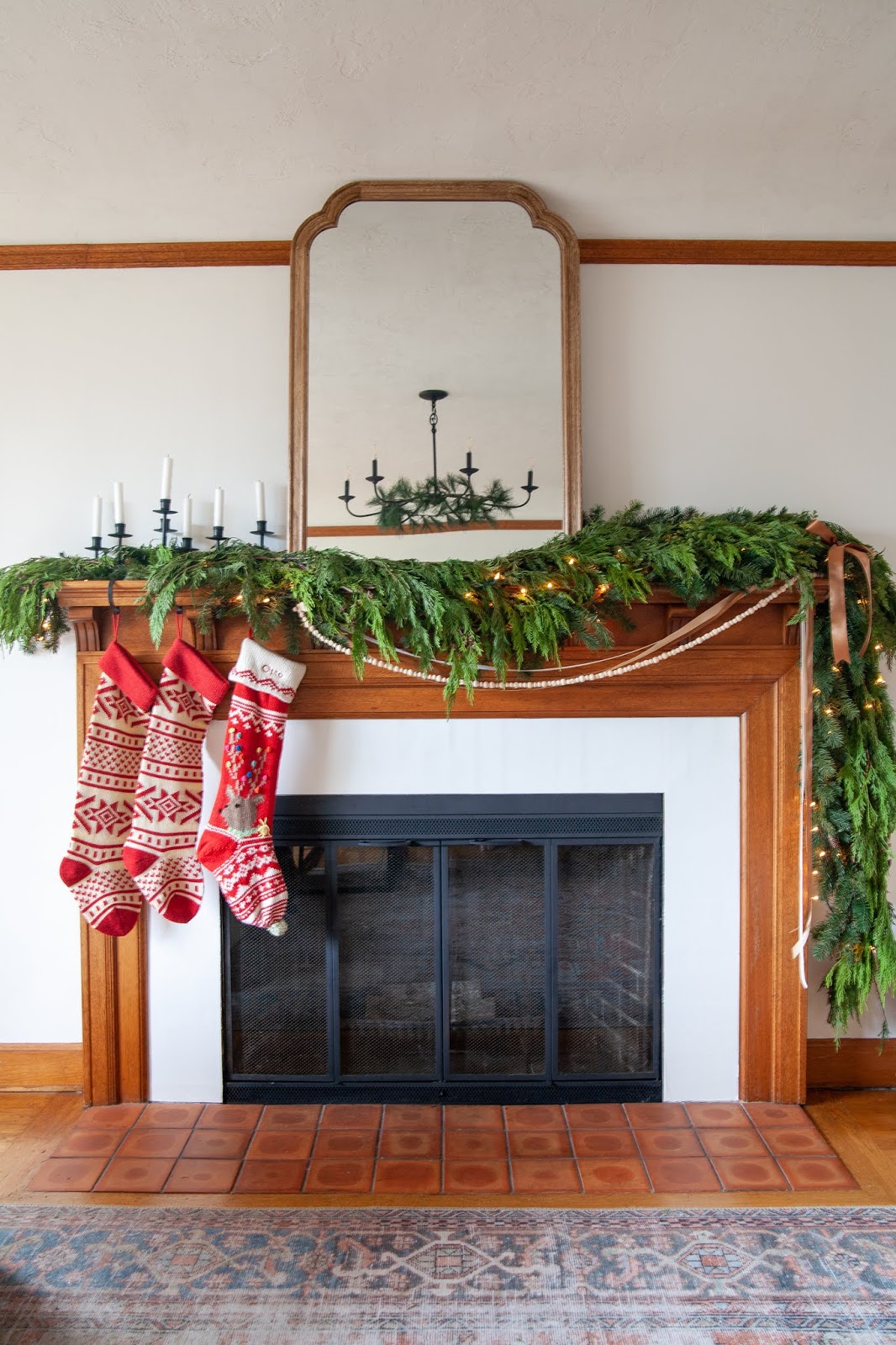 Our classic Christmas decor and fresh + faux greenery / Create / Enjoy