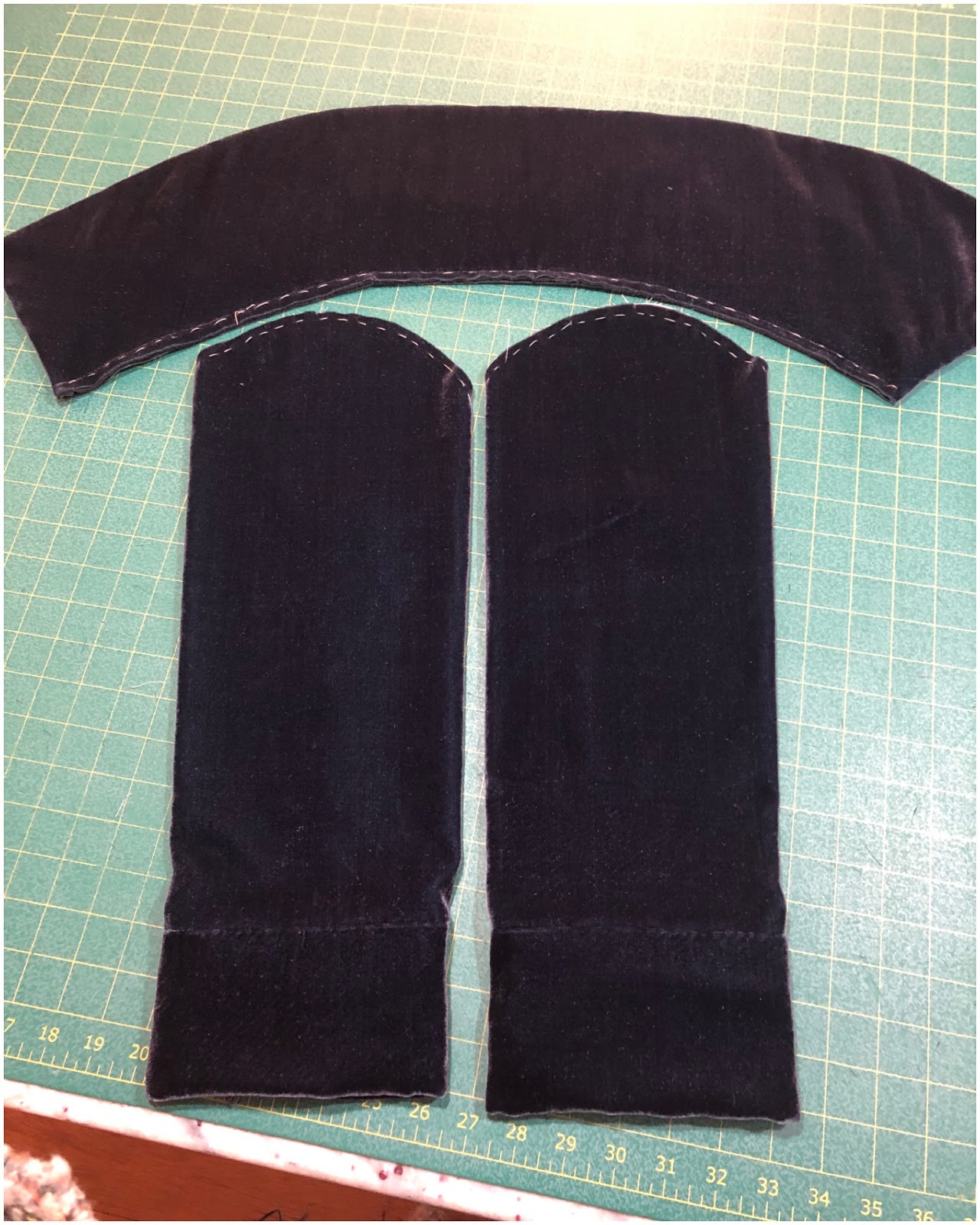 10 sewing machines & a serger Story of the Couture Velvet Jacket a