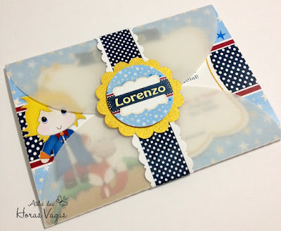 convite artesanal aniversário infantil personalizado festa 1 ano aninho livro o pequeno príncipe envelope papel vegetal delicado sofisticado dourado azul e vermelho menino scrap scrapbook