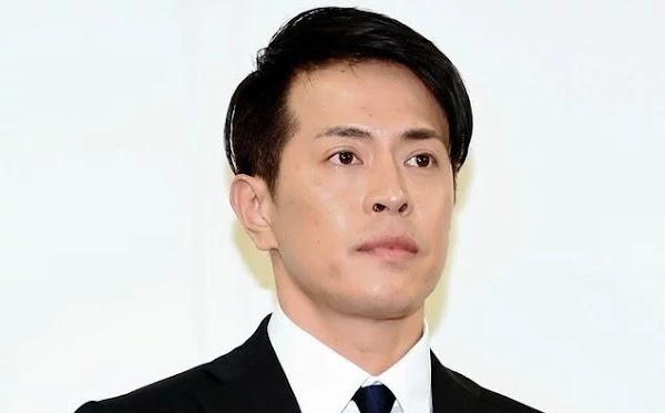 Pemeran Kamen Rider Gills Perkosa Pacarnya Hingga Hamil Dan Keguguran Pemeran Kamen Rider Gills Perkosa Pacarnya Hingga Hamil Dan Keguguran