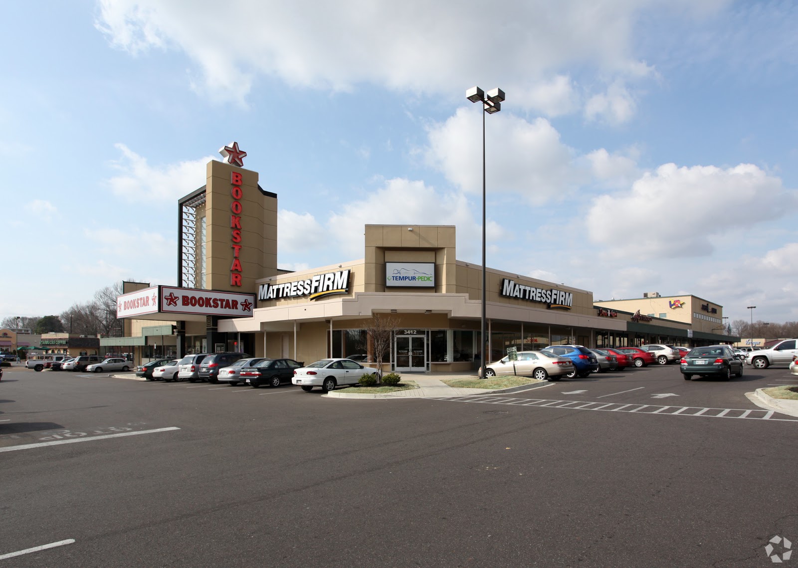 The MidSouth Retail Blog Broken Chain Bookstar (former), Poplar