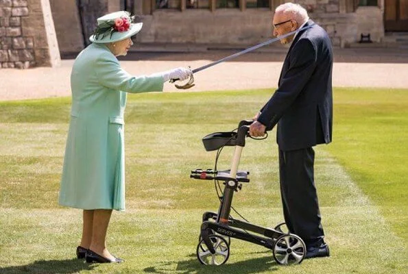 Captain Sir Tom was born on April 30, 1920 in Keighley, North Yorkshire. Queen Elizabeth, Prince Philip, Prince Charles and Prince William