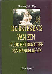 What does thesis mean in an essay picture