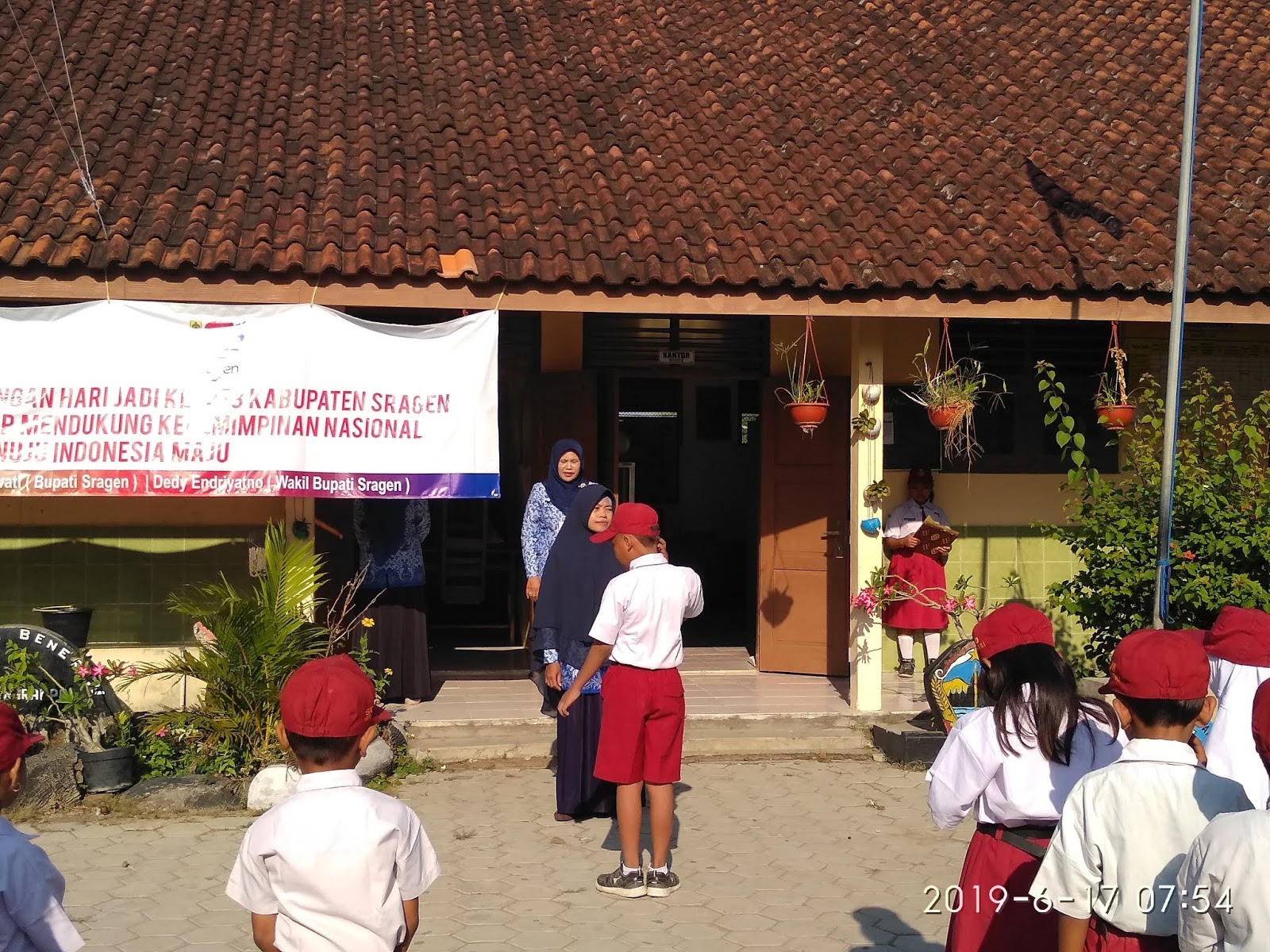 Ikrar Halal Bihalal Sekolah Dasar Negeri Aero Jihan