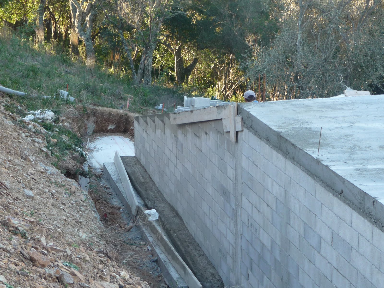 Accjroy Notre Maison Murs De Soutenements Cunettes Et Enduits
