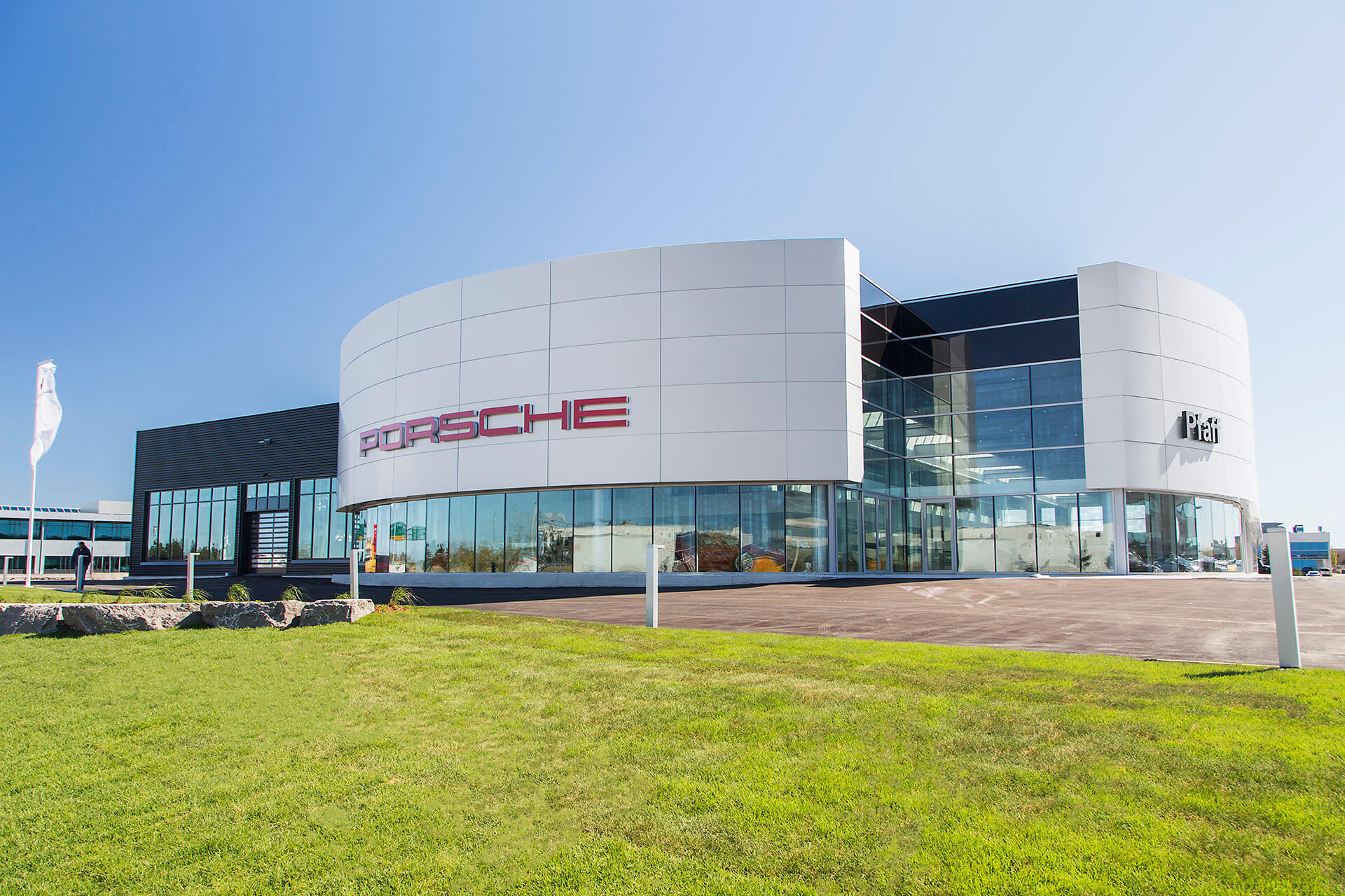 What Makes Pfaff Porsche Dealership One of the Top Car Dealers in Vaughan