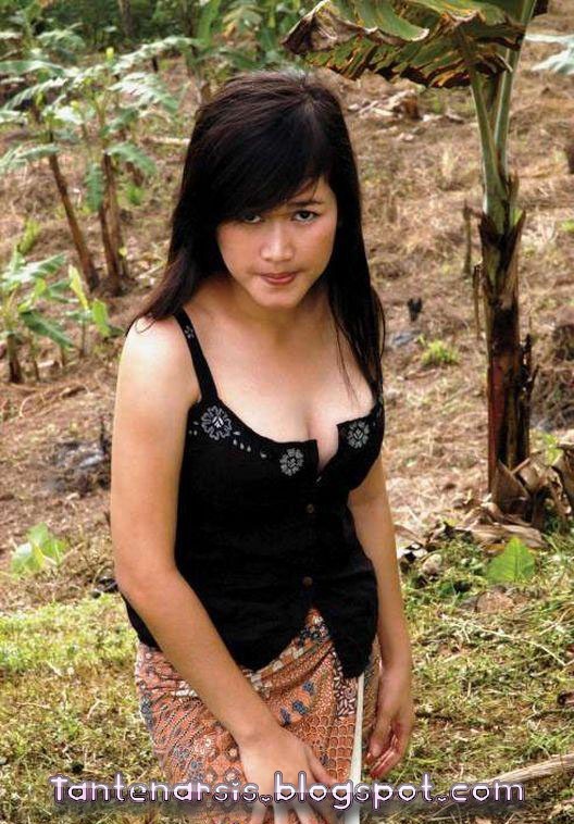 Tante Narsis Foto Seksi Toge Montok Gadis Desa