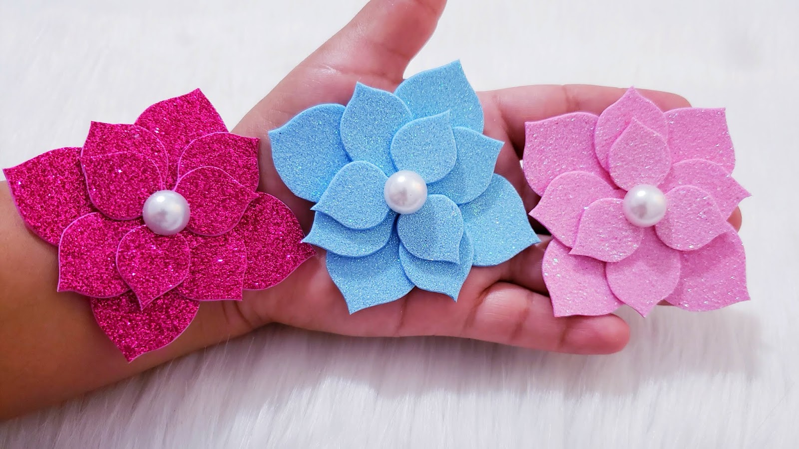 Rosari Flores de foami en dos minutos