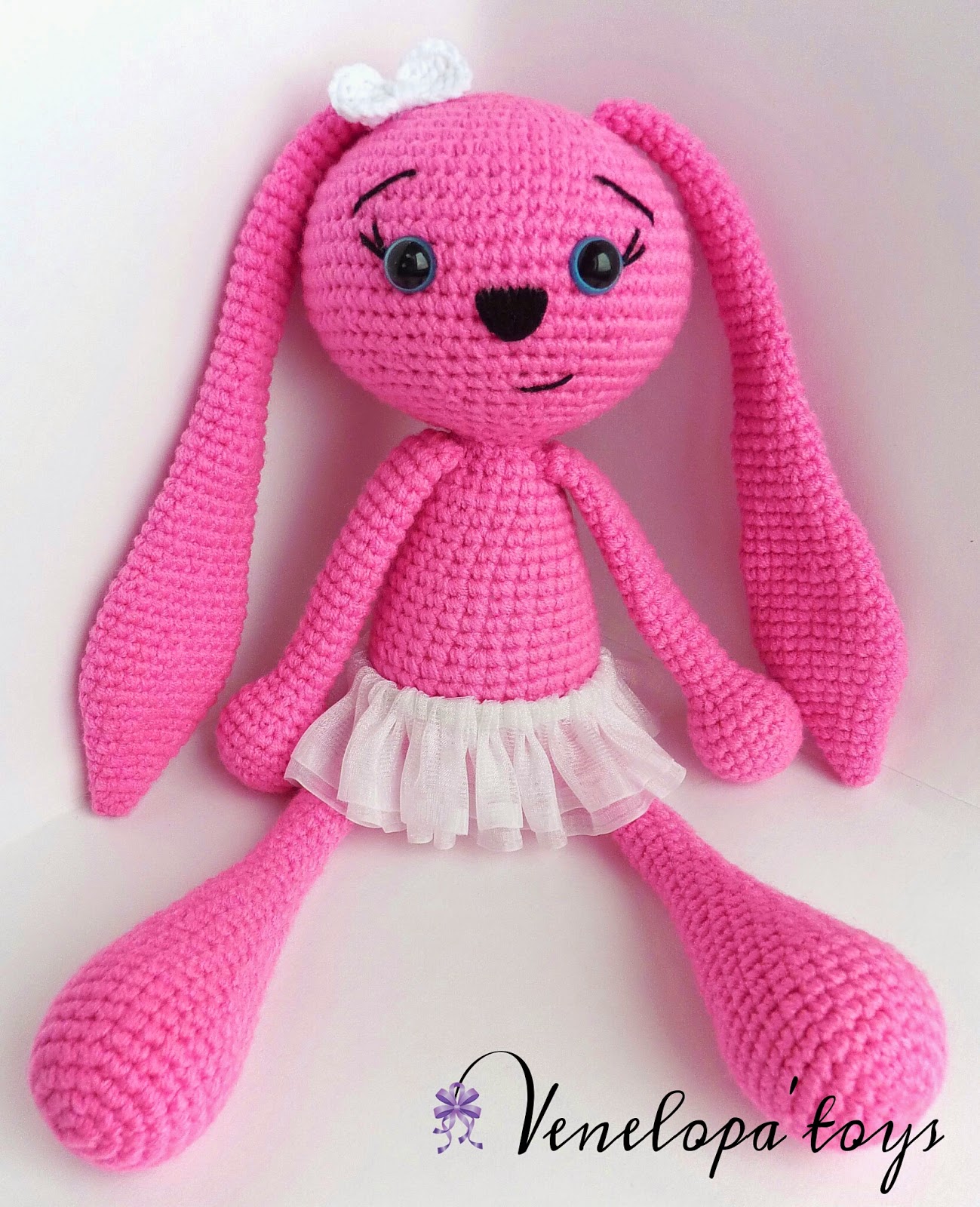 игрушки амигуруми. вязаный зайка. игрушки амигуруми крючком зайка. мордочка вязаного зайца. вязаный зайчик.