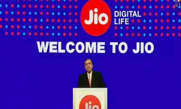 Subscription increase after reliance Jio free call stopped month, Kochi, News, Business, Technology, Jio, Internet, Kerala
