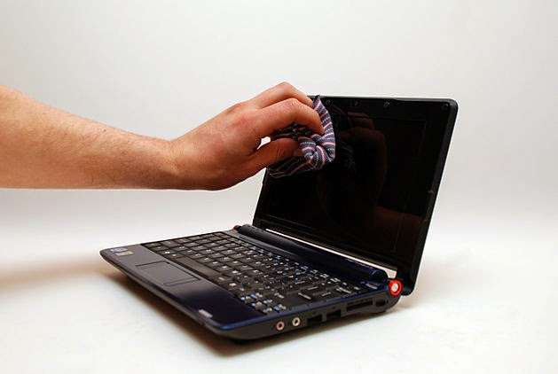 tips menghilangkan jamur/noda pada LCD Laptop - Blog Kang Sukron