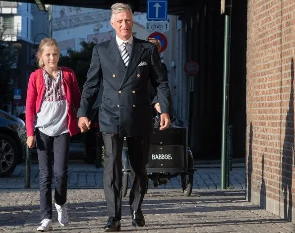 Crown Princess Elisabeth wore Zara short parka and jeans. Prince Gabriel