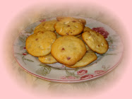 Raspberry Cheesecake Cookies