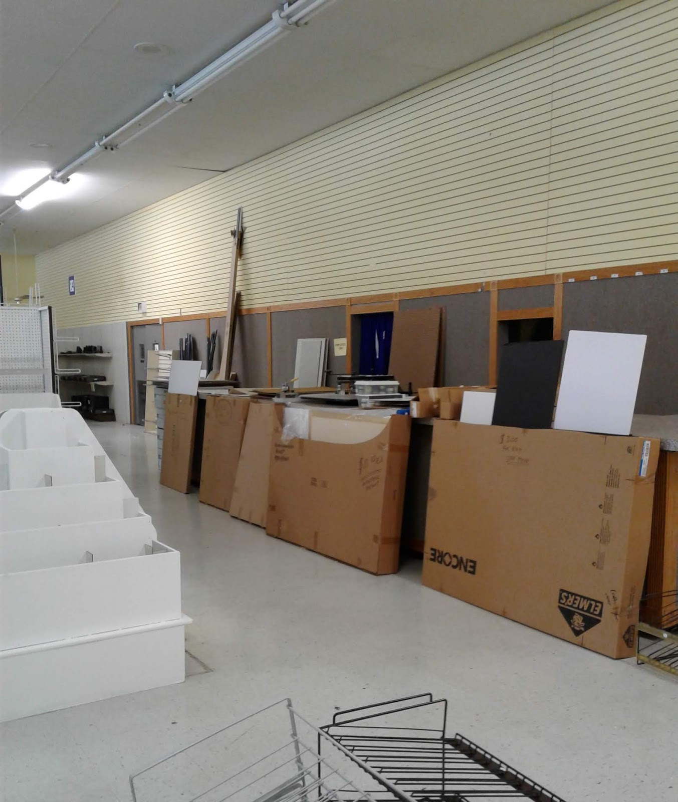 My Florida Retail Blog Crafts & Stuff A Liquidation and a Lost History