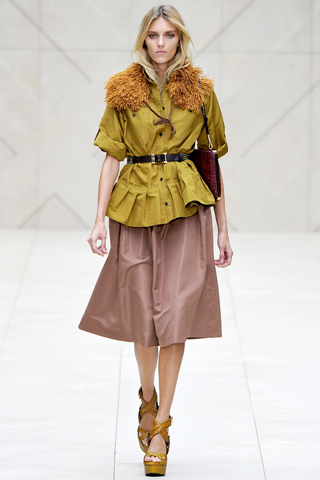 Dress Me: On The Runway: On The Runway: Burberry Prorsum 2012 Spring ...