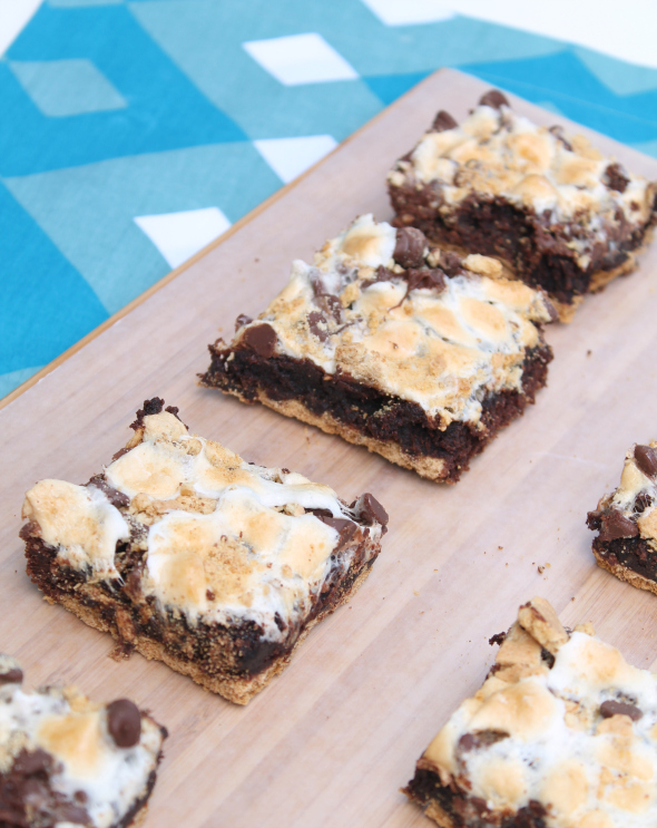 Whatcha Makin' Now? S'More Brownie Bars