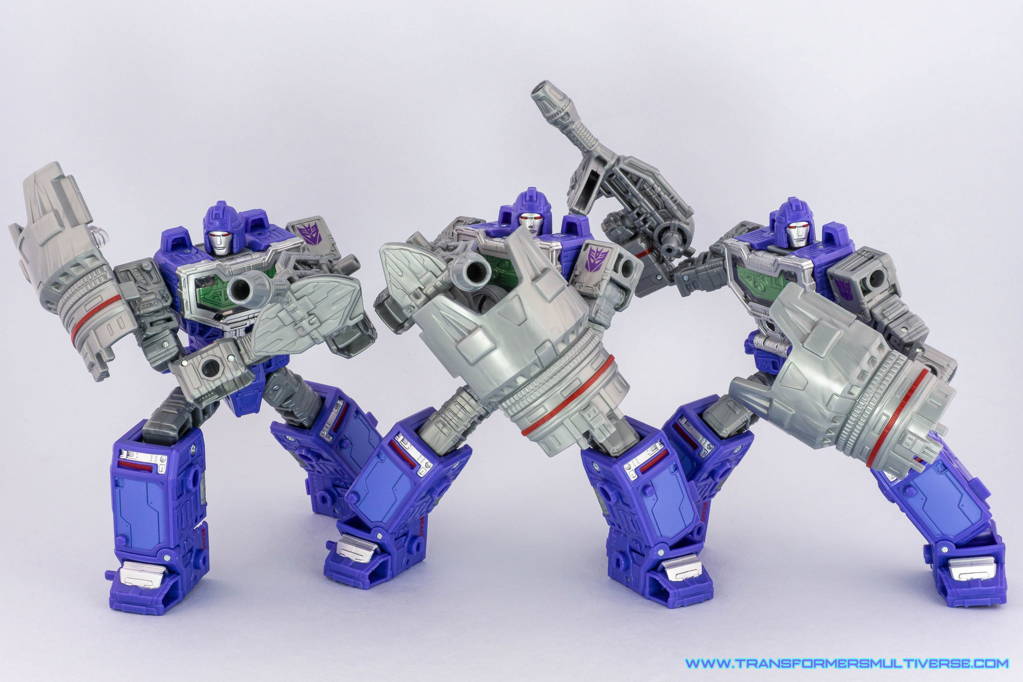 Transformers Siege Refraktor robot mode posed with blast shields 2