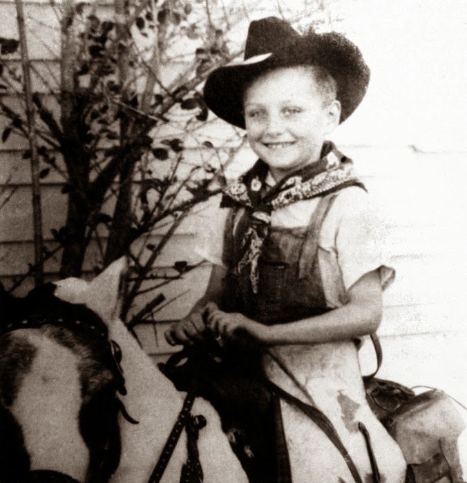  Φωτογραφίες από τον βίο του πατρός Σεραφείμ Ρόουζ http://leipsanothiki.blogspot.be/ 