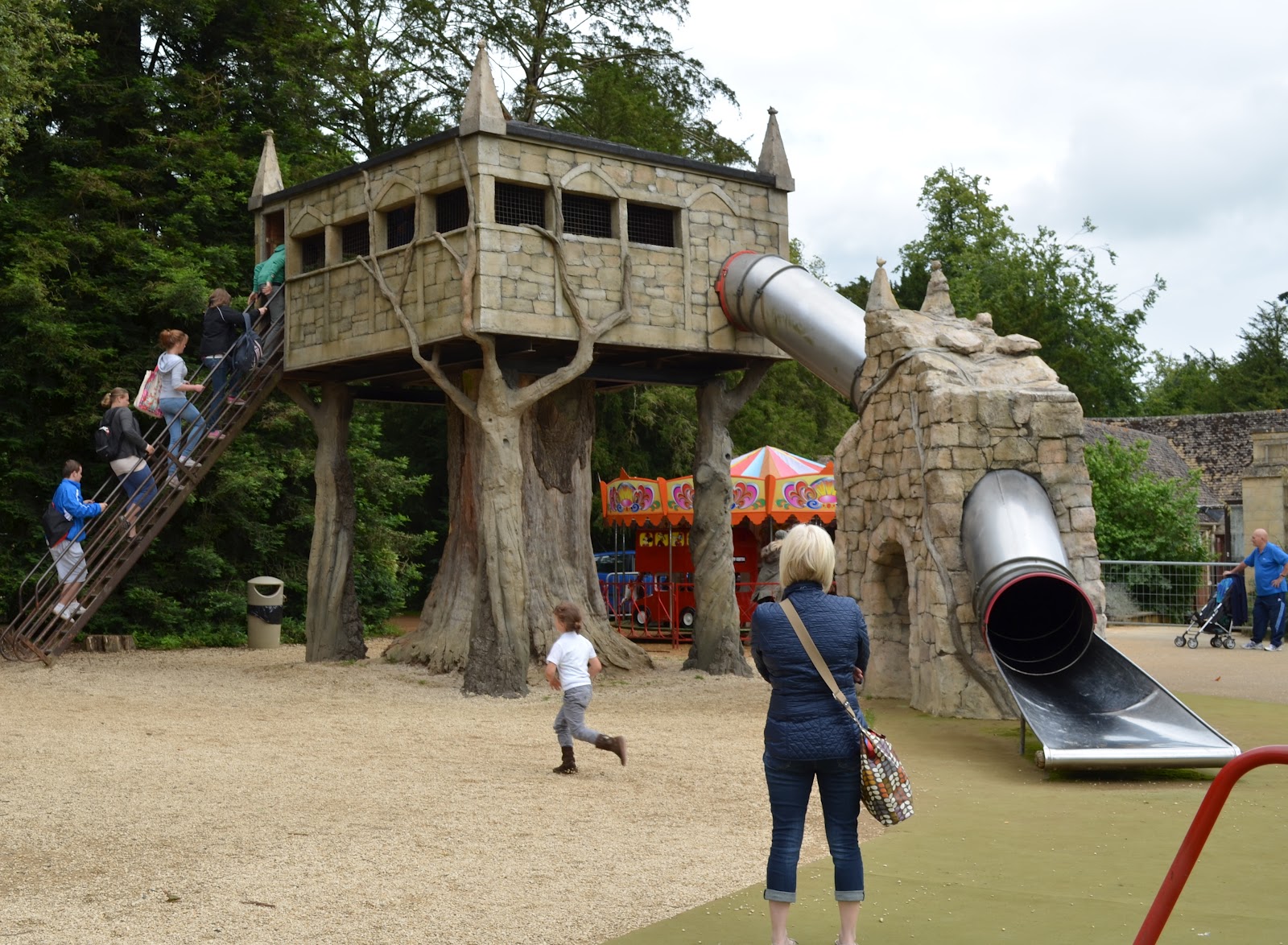 Schmidts in the UK! Day Out at the Cotswold Wildlife Park