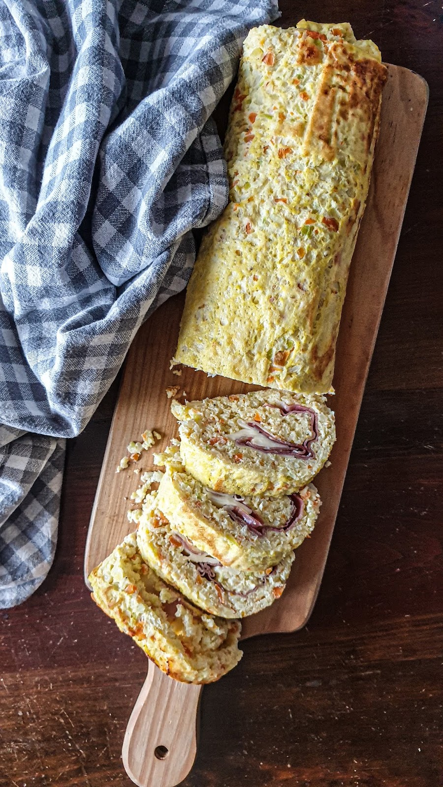 Torta de Legumes Recheada de Quejo e Presunto