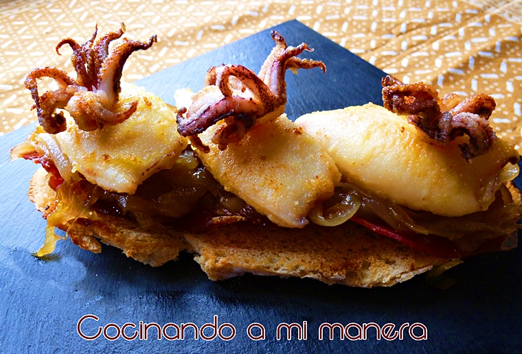 tosta chipirones cebolla jamón