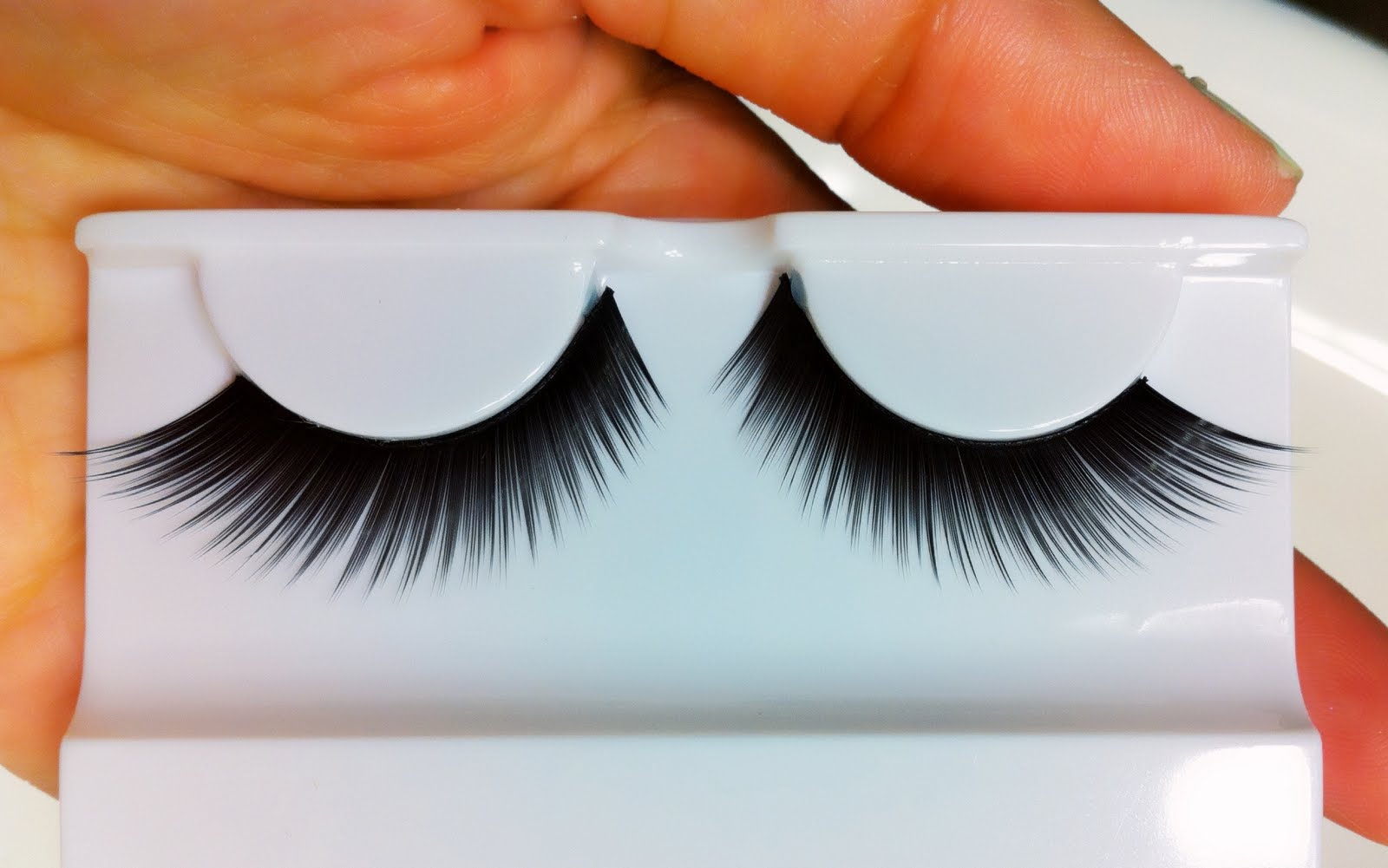 Style By Cat Review Daiso Flared Angled Lashes