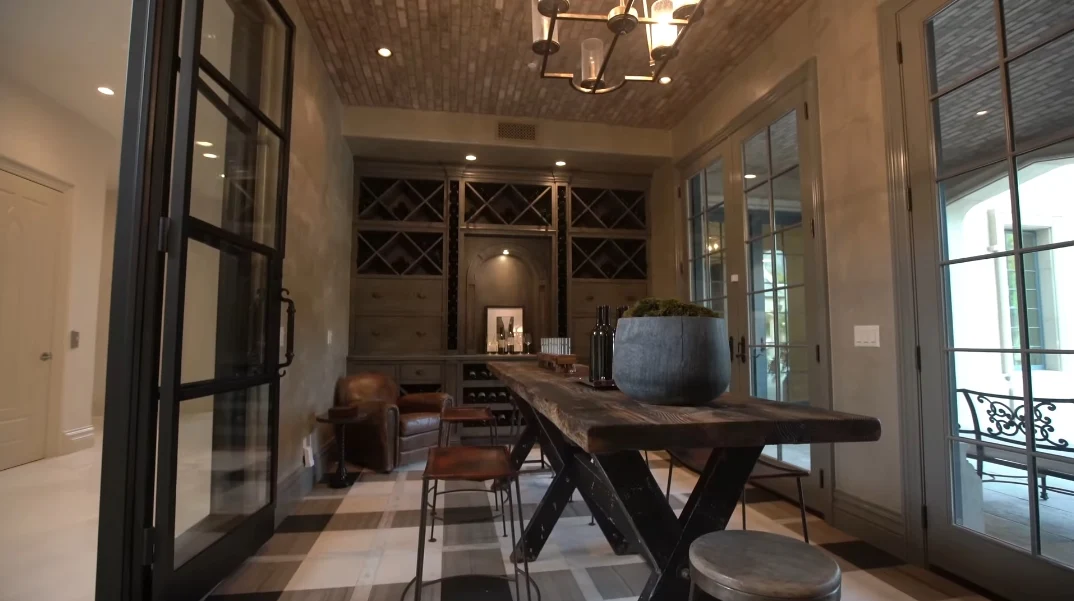58 Interior Photos vs. 18 Dovetail Ln, Bradbury, CA Ultra Luxury Modern Classic Mansion Tour