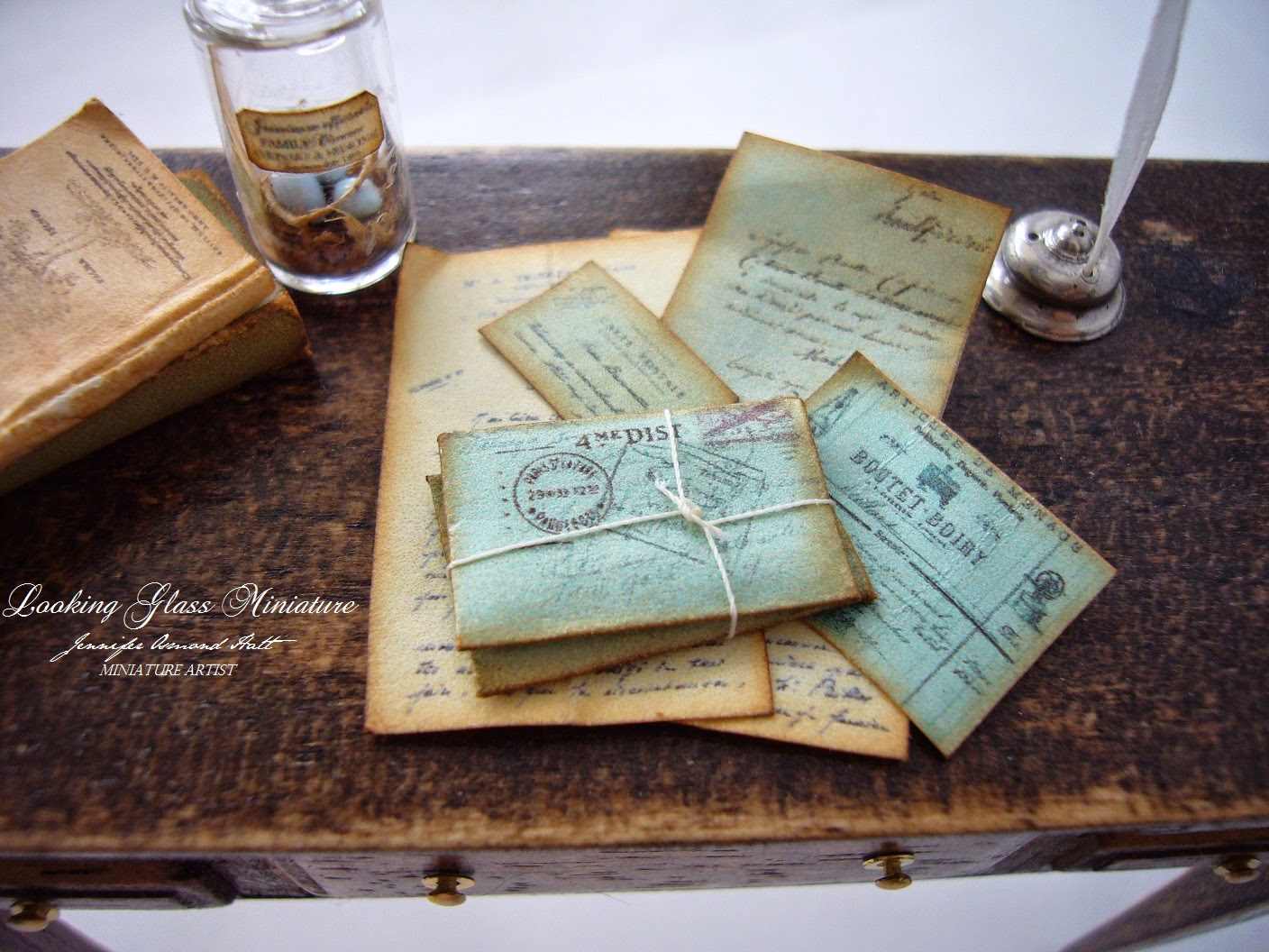 looking glass miniatures: Just listed some new letter sets in my ETSY shop.