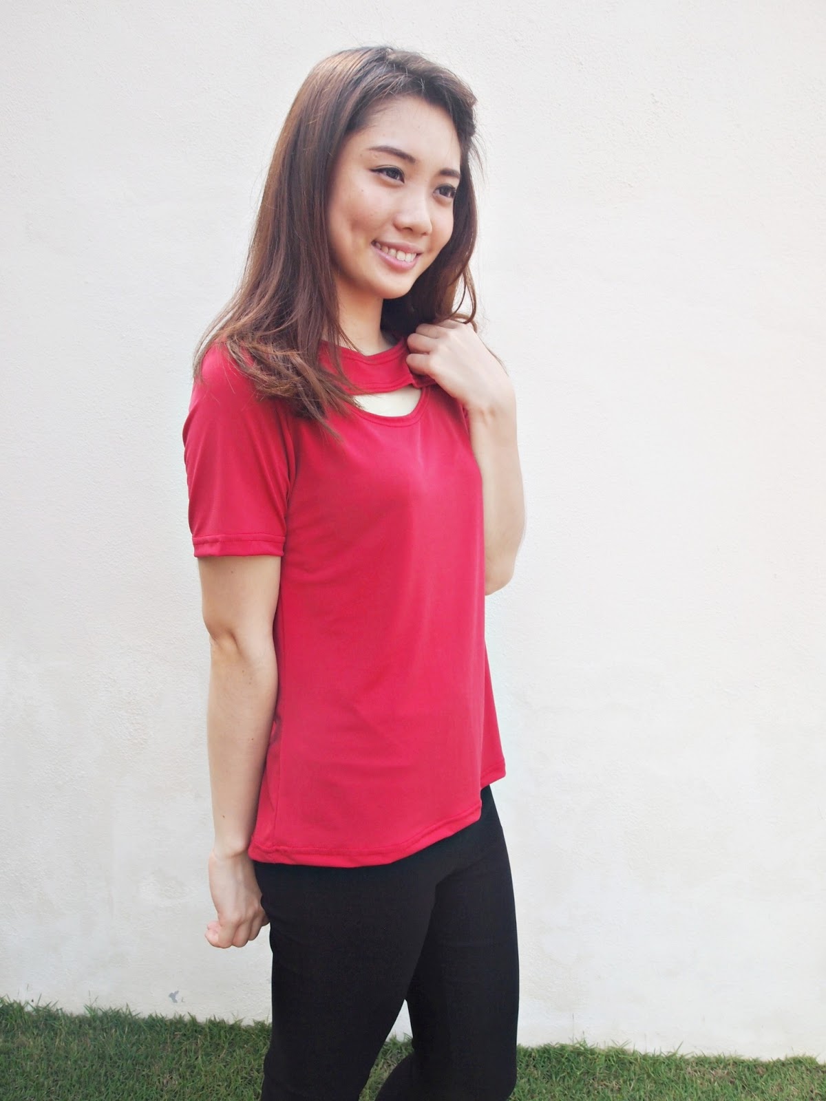 A Spoonful Of Clothes FERN Basic Cutout Tee [LEFT WHITE] RM29