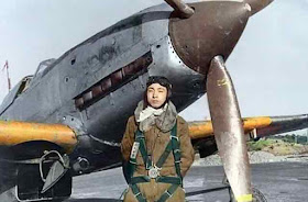 Japanese pilot and Ki-61 fighter color photos worldwartwo.filminspector.com